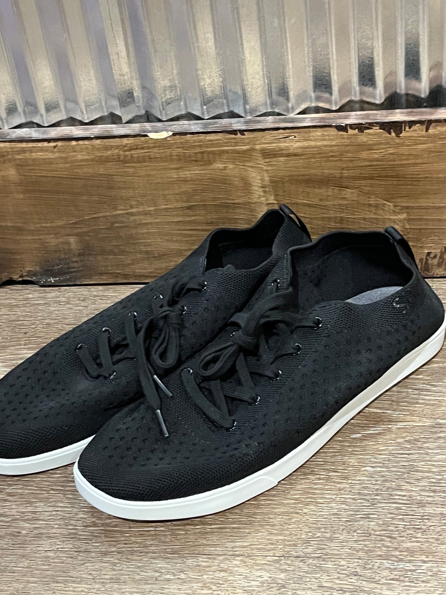 SUAVS Black Low Top Slip on lace up men's sneakers, 12