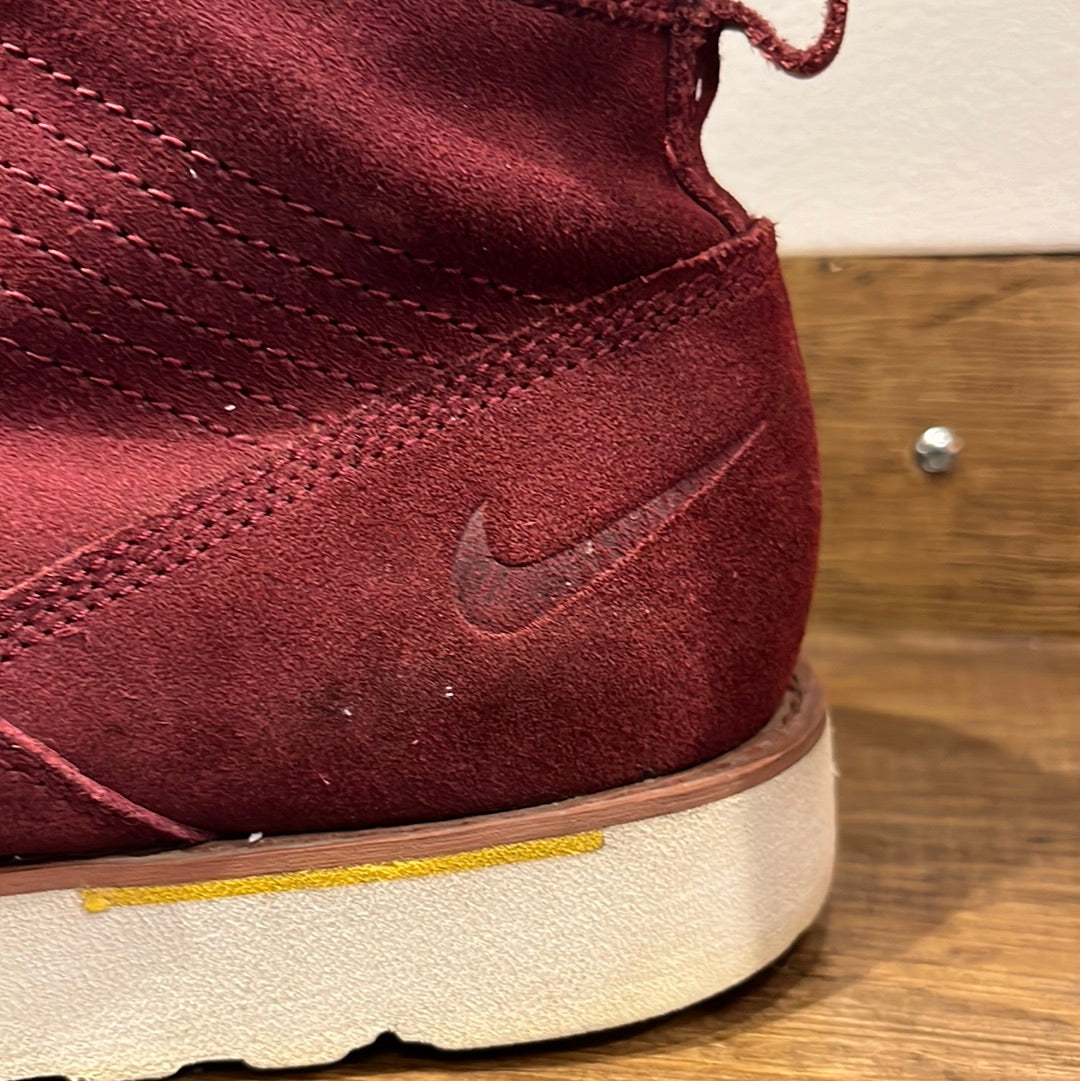 Nike Nike ACG men's burgundy boots, 10.5